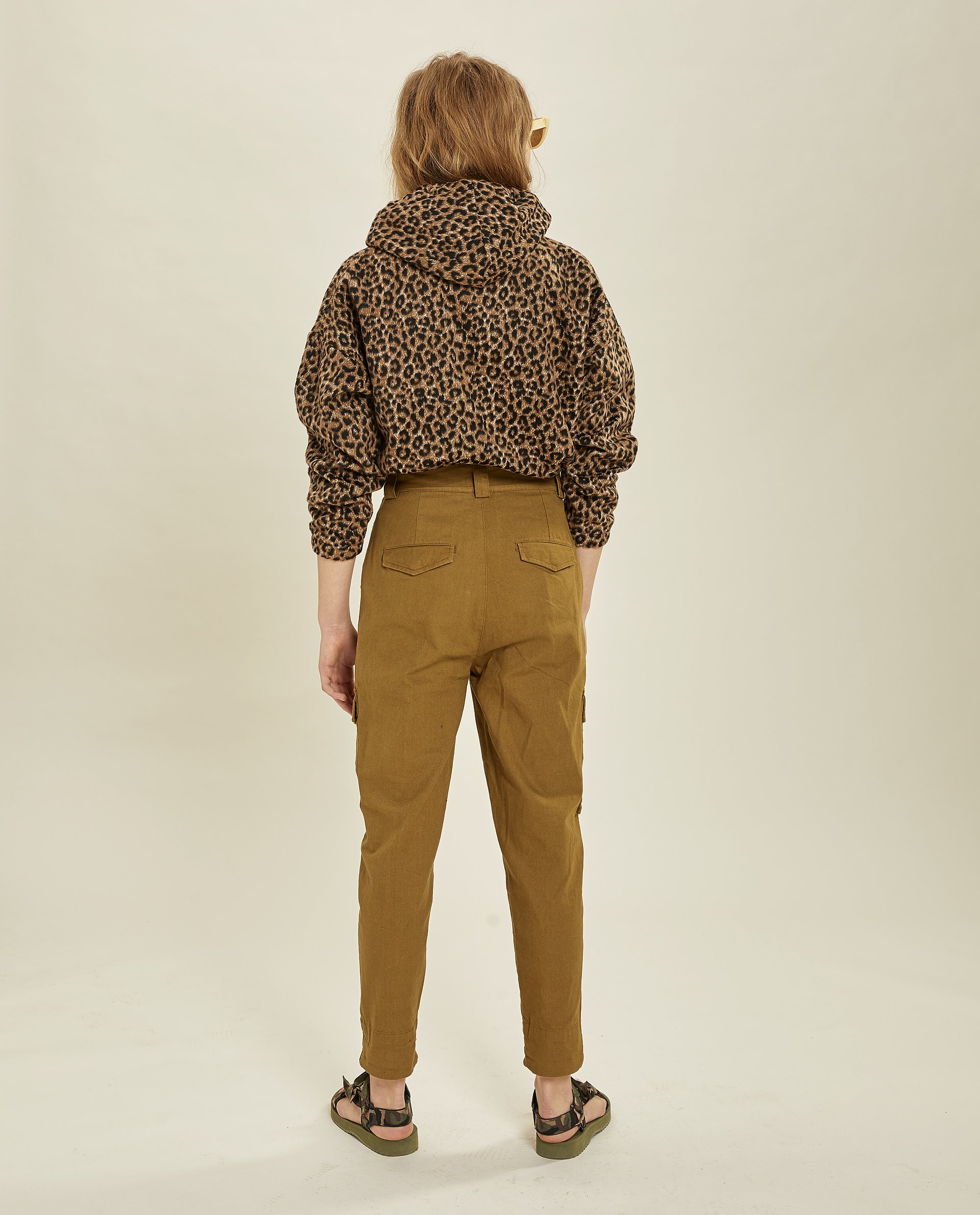 FW19_DEMI_JUDY_BACK